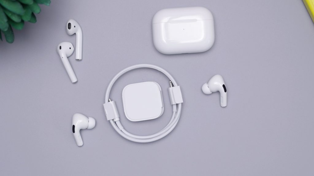 Na co zwrócić uwagę kupując bezprzewodowe słuchawki?